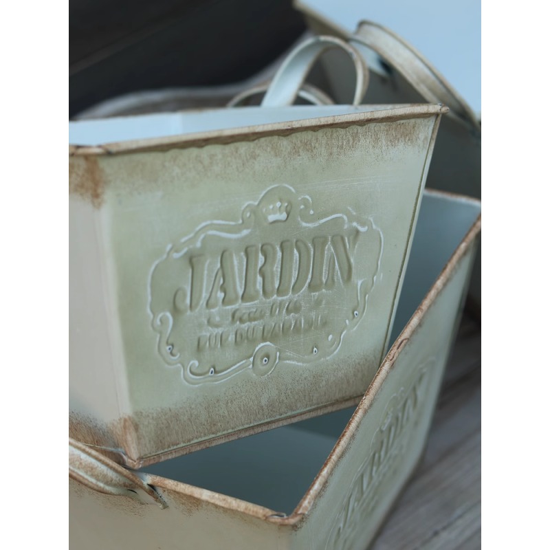 Vintage pastoral tin English b - Gardening Tools English recension och pris